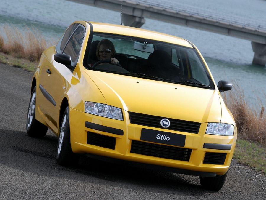  Fiat Stilo 3-Door 2003 года  (ZA) (фото 14 из 16)